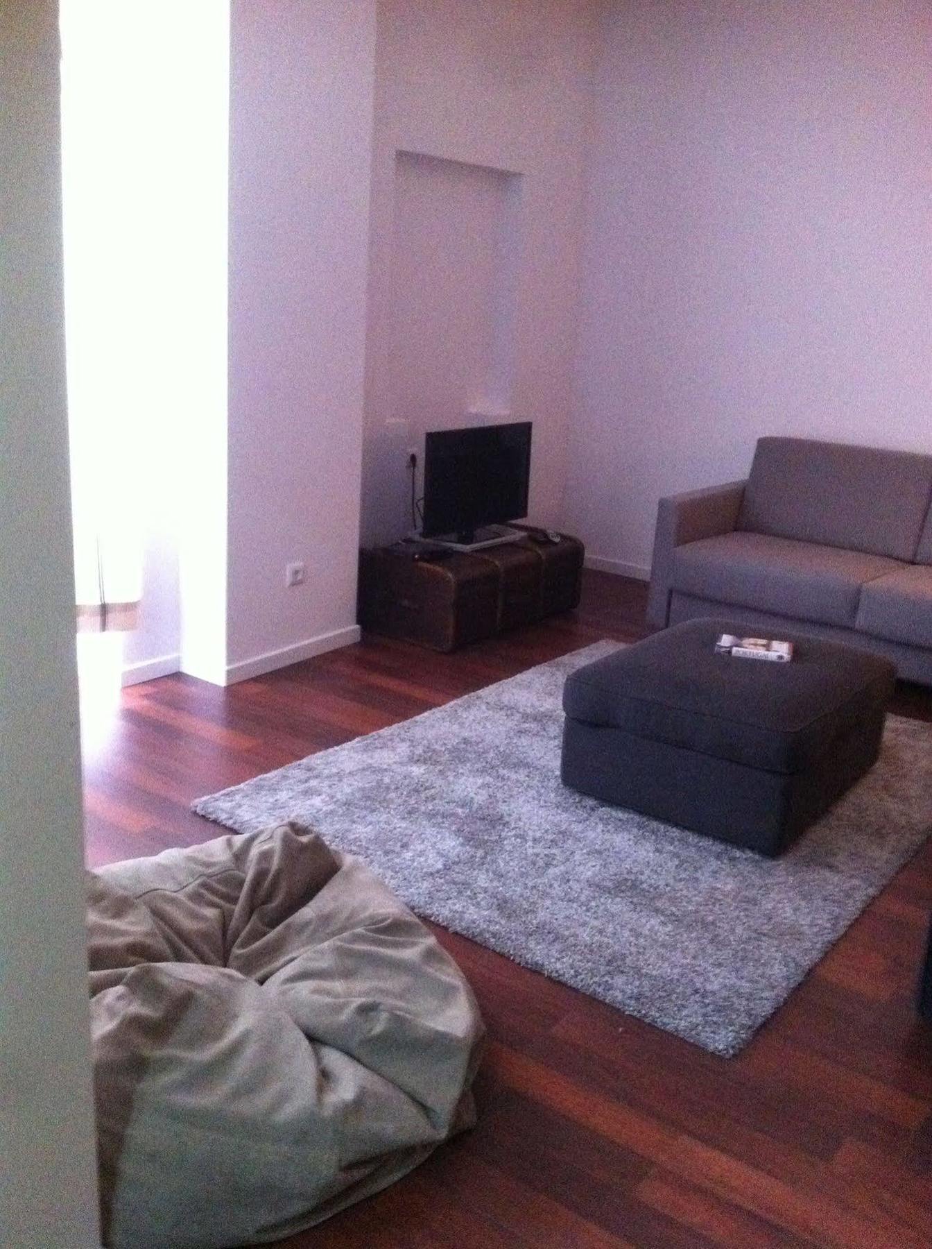 4 Places - Apartamento *